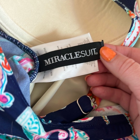 Miraclesuit Amici V-neck One Piece Swimsuit - Picture 6 of 11